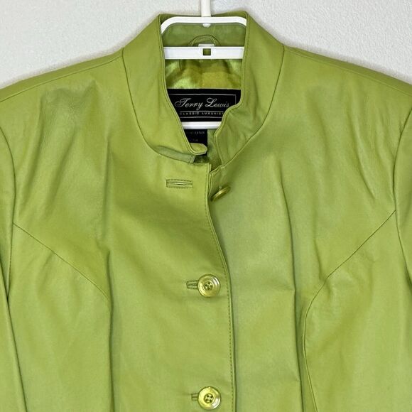 Terry Lewis Womens Leather Jacket Size Medium Green Button Front Roll Cuff Lined - Picture 2 of 8